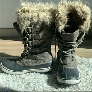 Sorel Joan of Arctic Snow Boots 9.5